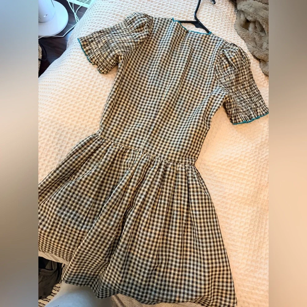 Checked Short Sleeve Mini Dress in Black and White - Picture 5 of 5